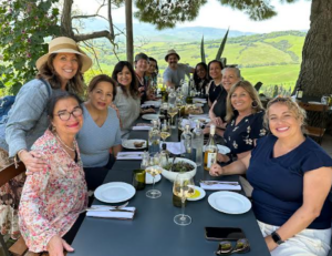 SharingMeals-RetreatToTuscany
